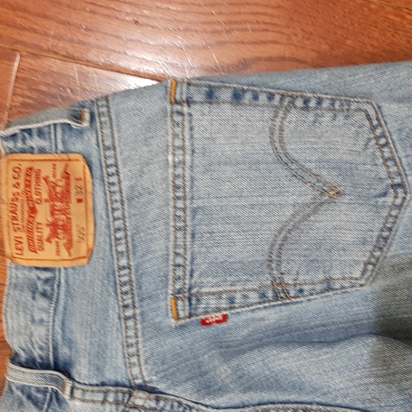 Levi 100% Cotton 505 shorts - Picture 2 of 5